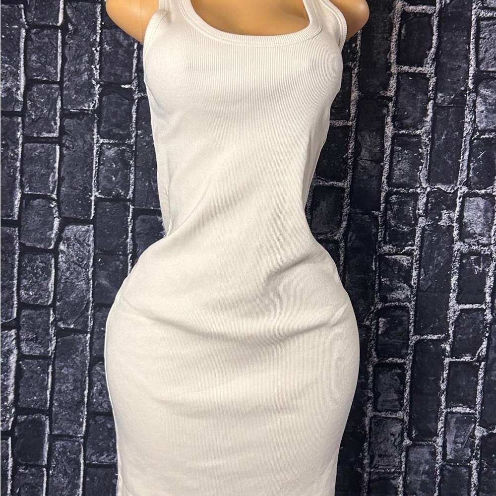 Universal Thread White Sleeveless Halter Bodycon Dress